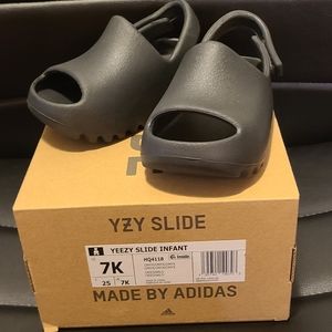 Toddler Yeezy Slide